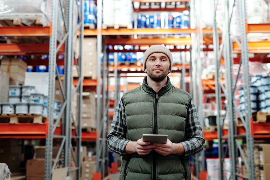 Our tracking solutions help you manage and track connected vehicles and cherry pickers so you minimize the risks to your employees and products while reducing the costs associated with accidents: redpointpositioning.com/improving-empl…
@DEKRAInsight #WarehouseLogistics #RTLS