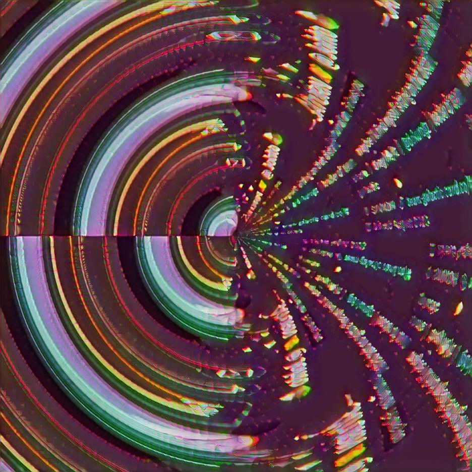 whwhen your Mama says there's distortion wod at hkme

(the distortion world and home) :