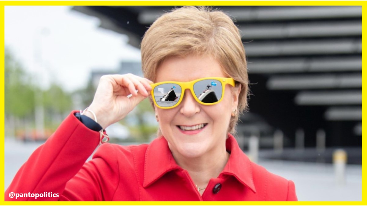 PantoPolitics22's tweet photo. 🟡Sturgeon smirks...as Scotland sinks...
🔴NICOLA Sturgeon and her Government described as “managing decline” and failing to tackle Scotland’s root problems...
🚢#ferryfiasco #guptafiles #secretsturgeon #thatsinkingfeeling 🚢 https://t.co/6pde0u3tO2