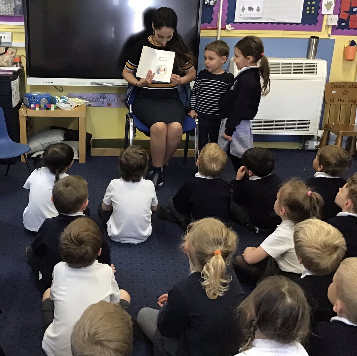 StanFoxClass's tweet photo. Stories in French today 🇫🇷 https://t.co/1eSClMiclj