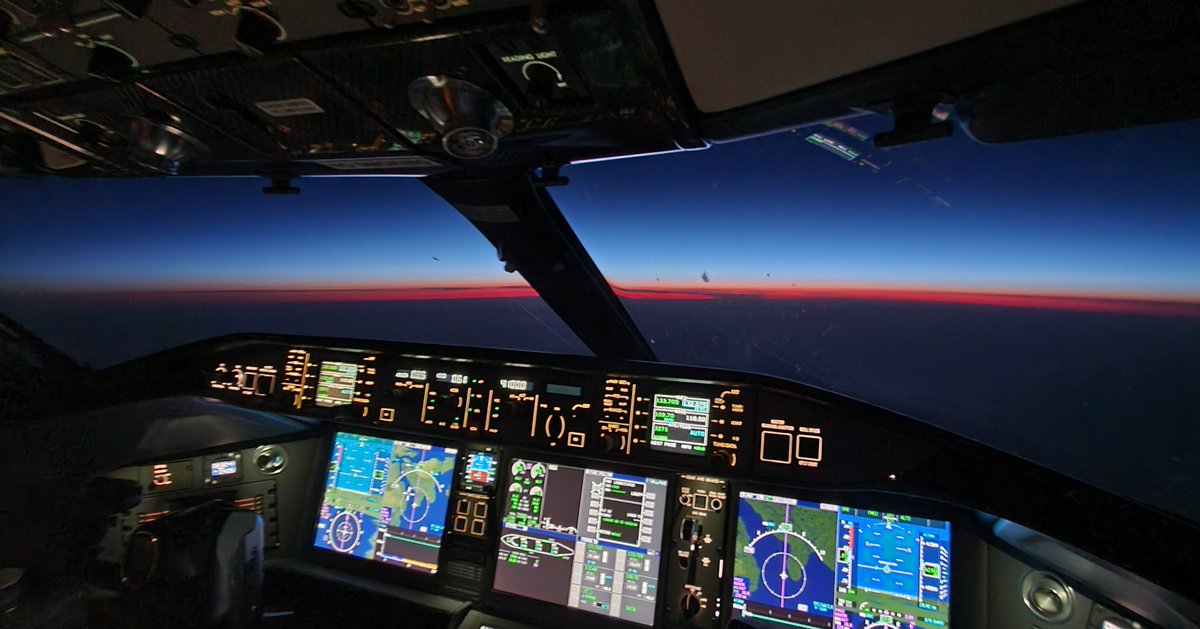 NetJets's tweet photo. Just beyond the horizon. #OnlyNetJets https://t.co/uL7DbHNA72