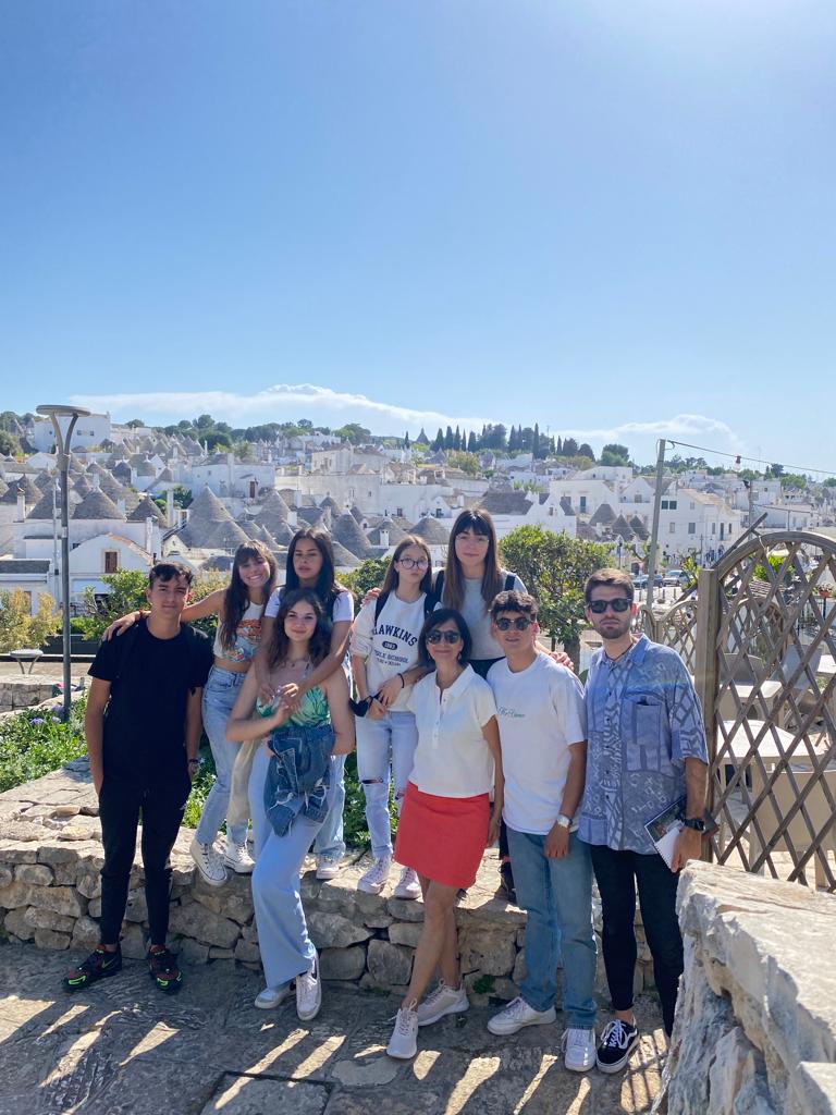 IESCanadaRealValmojado tweet media