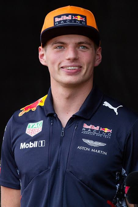 forzzacule's tweet photo. Who is the better driver? 
RT for                      Like for
Max Verstappen    Lewis Hamilton https://t.co/fy4R3wfOvF