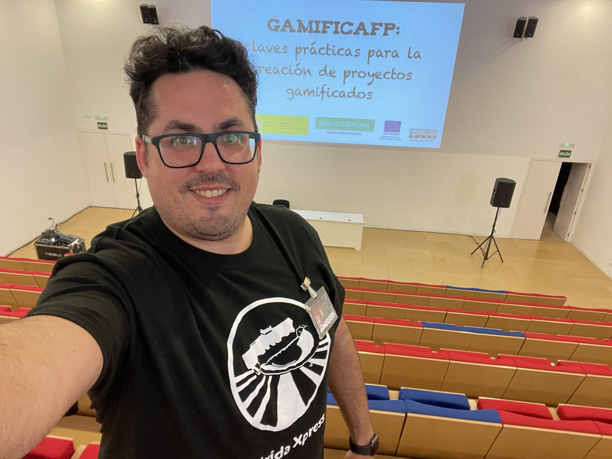 AlbertoPTFP's tweet photo. ¡Comenzamos a las 17h! Taller sobre claves prácticas para la creación de proyectos gamificados. ¡Nada es lo que parece! #GamificaFP #JornadasFPEX #RevolucionaTuFuturo #SoyDeFP #FPvisible @FpExtremadura @Junta_Educacion @GamificaFP https://t.co/ZAGa3psq4R