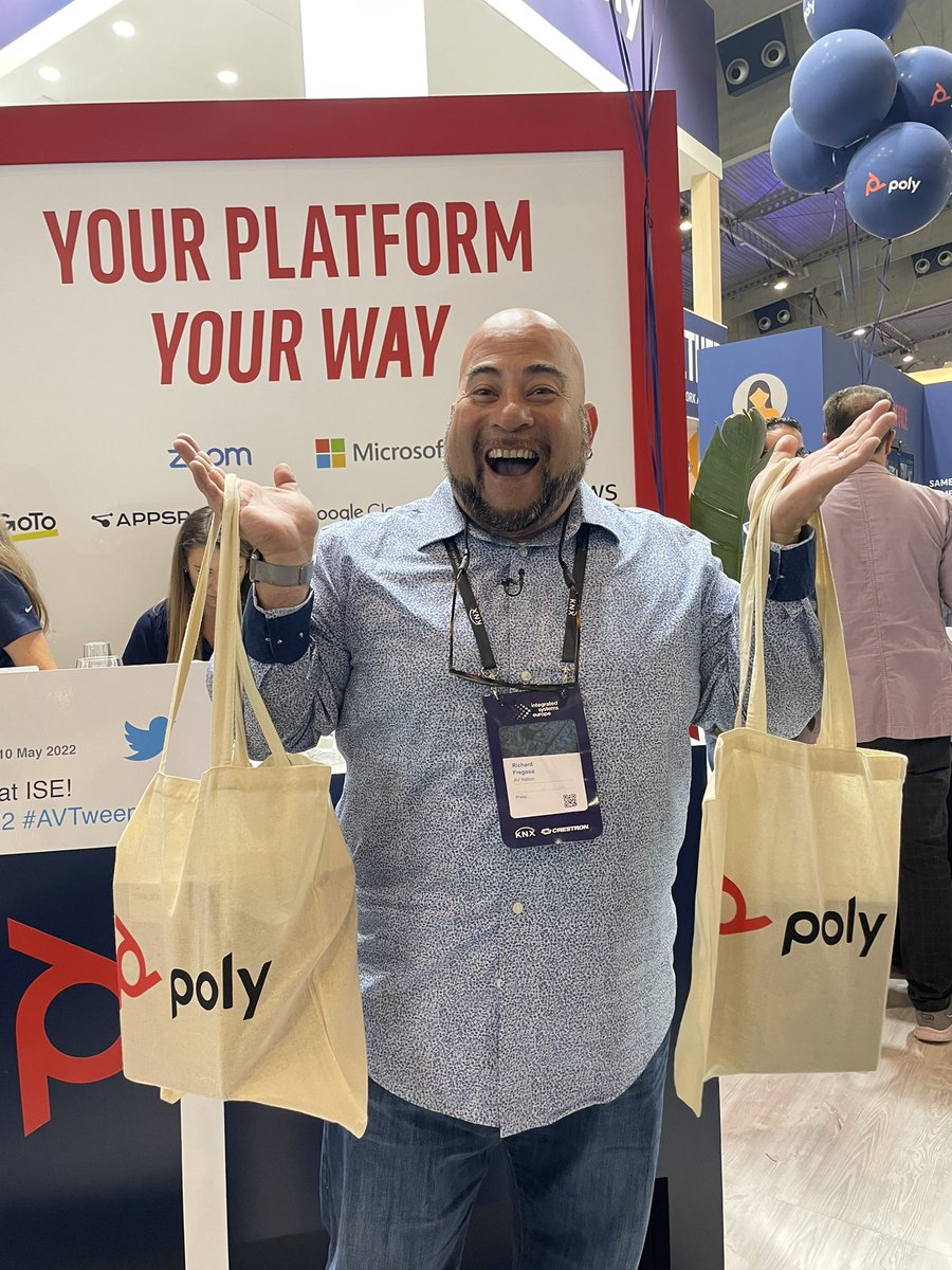 PolyCompanyNWE's tweet photo. Is there anything better than a tote bags filled with Poly devices? We donโt think so ๐ #PolyTweetUp #ISE2022 https://t.co/3TnV4g7JJZ