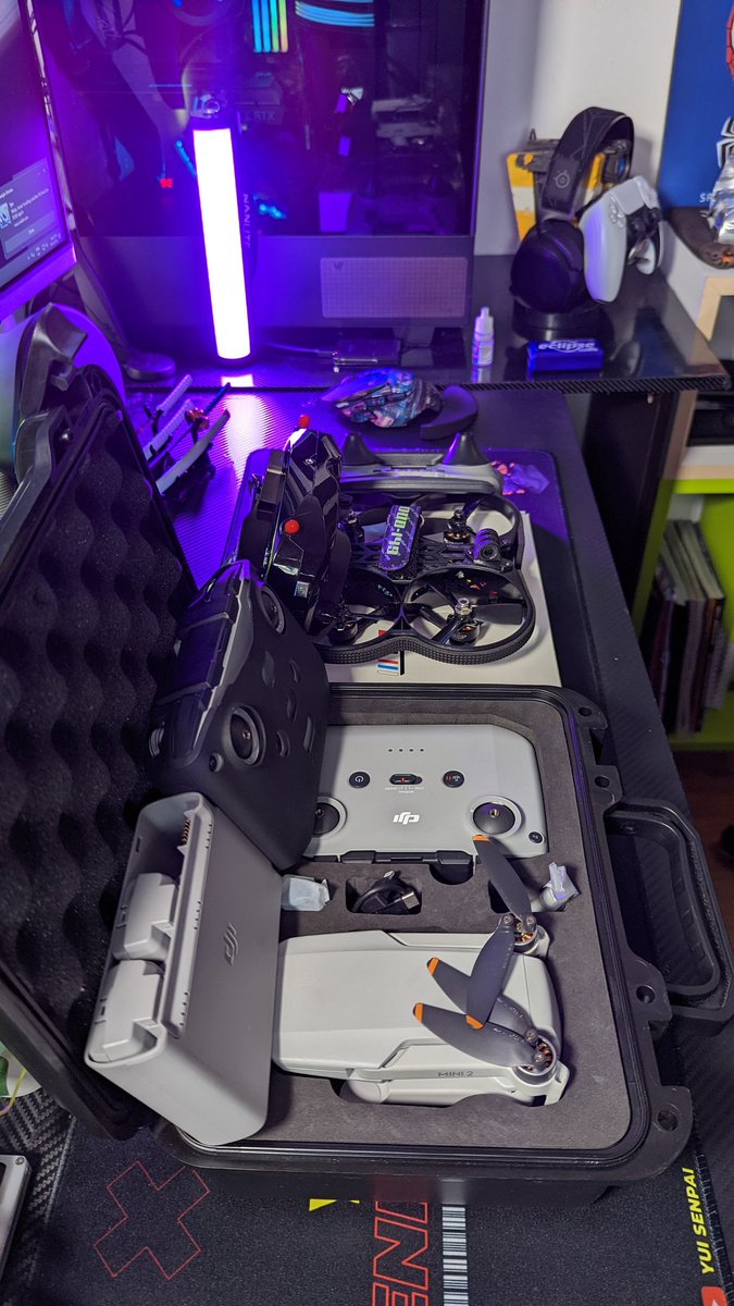xafqhilmi's tweet photo. WTS - Jualan santai je
 
Mini 2 fly more combo with box and hard case - RM1799 
Fpv drone cloud 2 full set with goggle and transmitter extra 4 batteries - RM2699

Cod Shah alam

barang cun bau kedai tak hilang 9.5/10 
sebab nak jual? upgrade mini 3 pro. https://t.co/kSxcWpPEdj