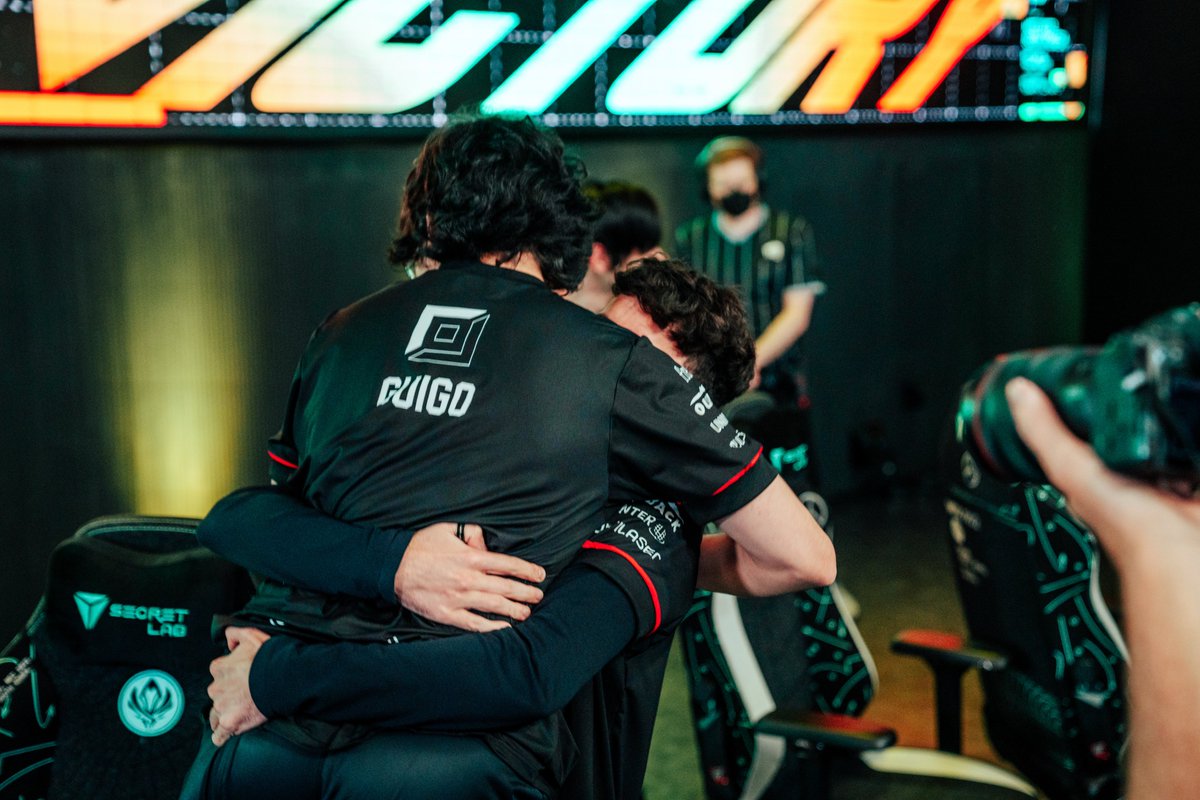 Post by LoL Esports on X: #REDWIN