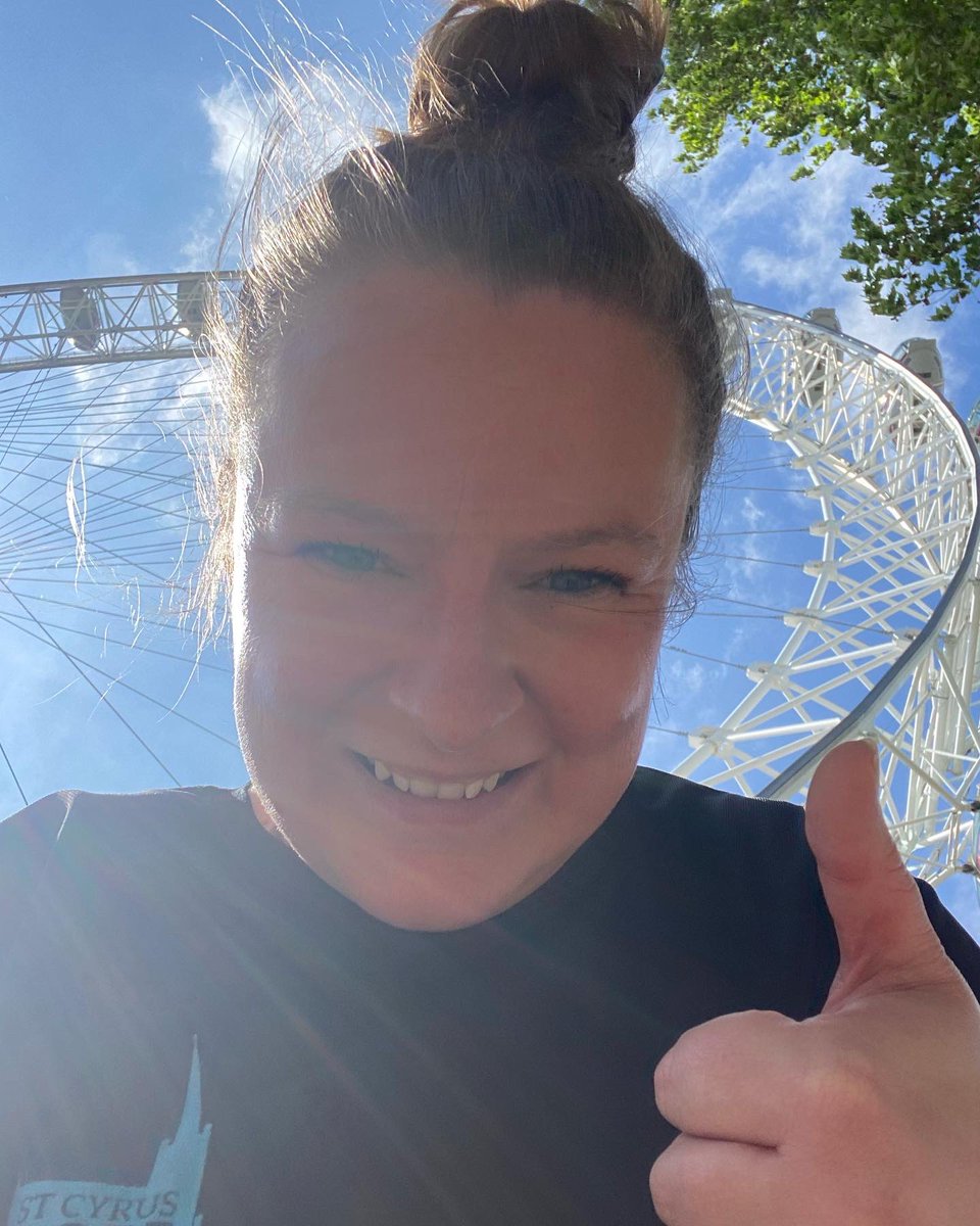 lmykane's tweet photo. Lovely run touristing in London to delay the inevitable 🍾 #frcemfinal #frcemosce https://t.co/Pehj9cMta8