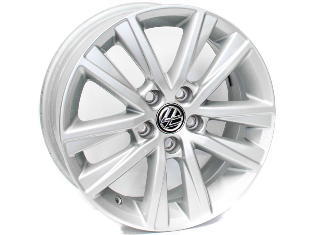 15 inch polo rims no scratches, with tyres(90% treads) 
For sale 4k