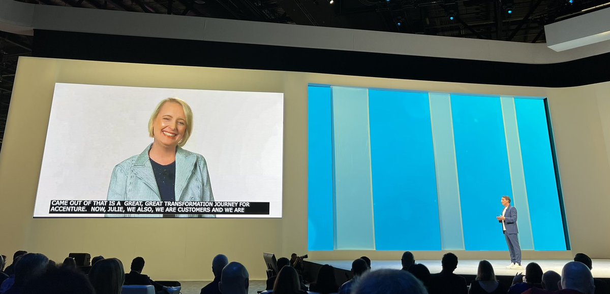 longhornval's tweet photo. @JulieSweet and @ChrstnKlein talking sustainability, partnership and transformation  @SAPSapphire 🌱 #joblove @AccentureTech @sap https://t.co/FOnE0qtF1k