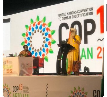 JasthiRamesh's tweet photo. At #SaveSoilAtCOP15, we must strive to take concrete steps to instill urgency in the 197 participating nations for Soil health. With the intent and support of 3.5 billion people, we can inspire global action. #SaveSoil. Let Us Make It Happen. @UNCCD
@cpsavesoil https://t.co/NT0NpSZQgL