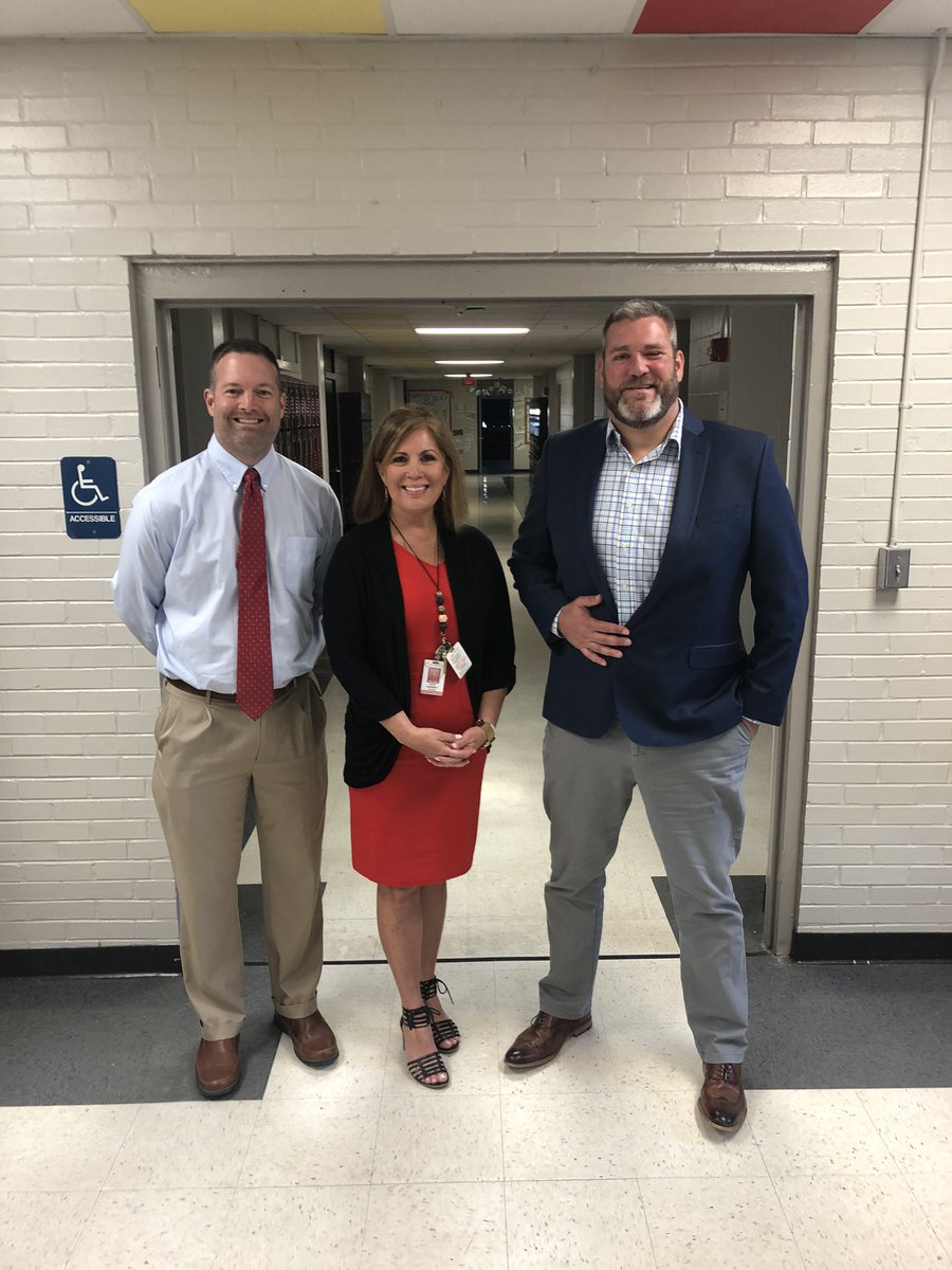 Congrats to the new administrators <a href="/odenvillemiddle/">OMS</a> Ms. Garibay and Mr. Money
#beyourbest 
#greatdayinSCC