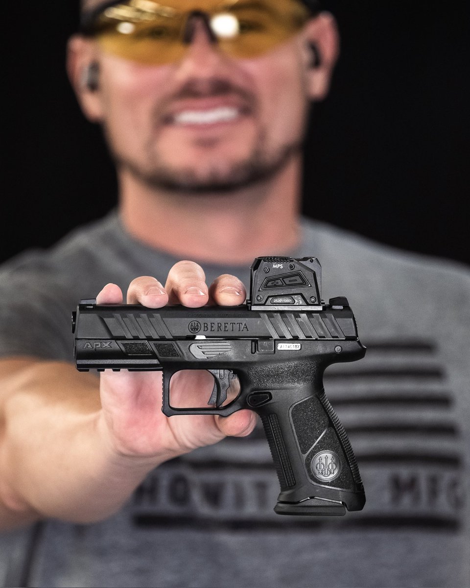 ishootguns_'s tweet photo. Brand new APX A1 from @Beretta_USA #ishootguns #beretta #apxa1 https://t.co/otKFEcA0YX