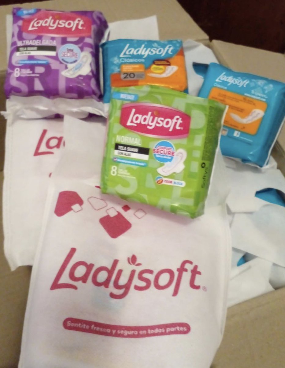 lealesdetini's tweet photo. Nos llegaron regalos de @LadysoftArg 💖 y estamos más que agradecidas!
- ¿Vos ya participaste por el par de entradas para el show de TINI?
🔗 https://t.co/gpQPZyqVJV
¡Quedan pocos días para participar!
#Ladysoft
#JuntasEnTodosLosCiclos #TiniLady2022 https://t.co/w93ZJDL3Ky