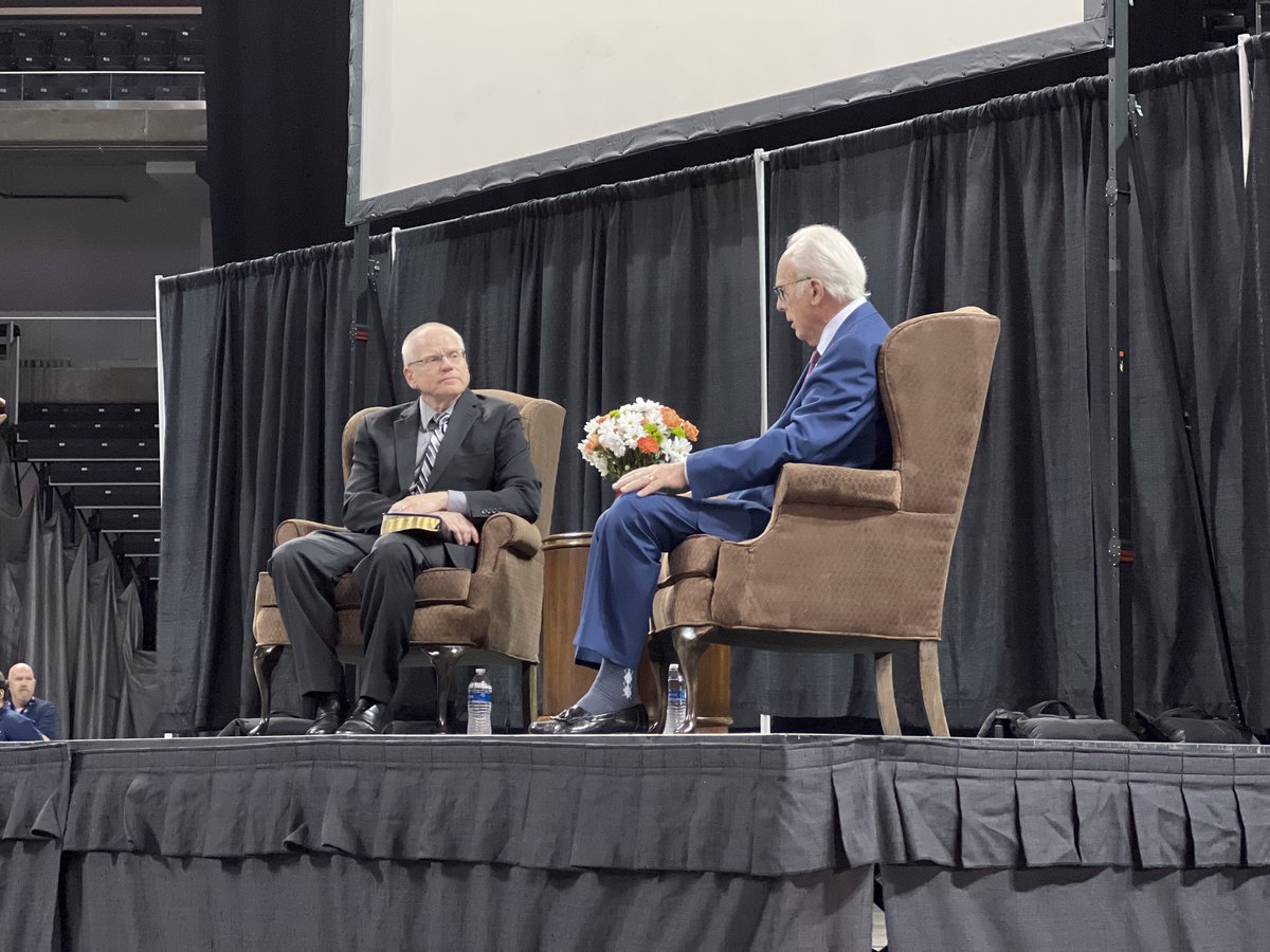 Phil_Johnson_'s tweet photo. An Evening with JohnMacArthur.

#TruthMatters https://t.co/2iEE6ojmvu