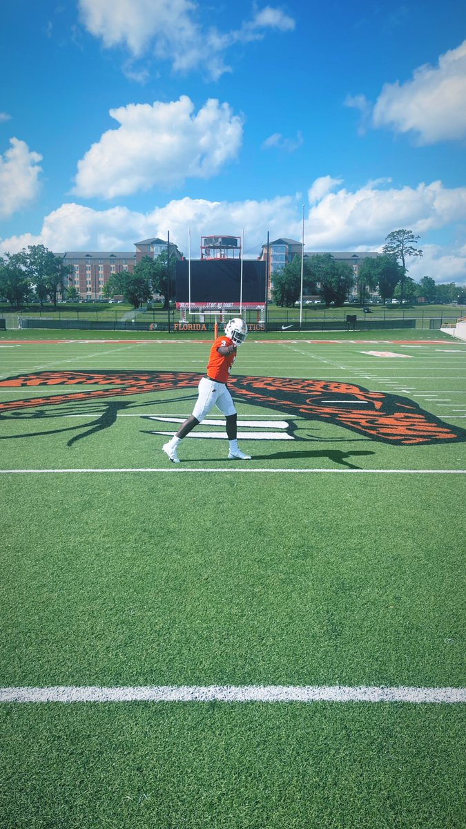 JukilW's tweet photo. #AGTG๐๐ฟ After a great talk with coach Rispress , I am blessed To receive an offer from @FAMU_FB @Coach2Bless @coachedhill https://t.co/IhuWpA6MXE
