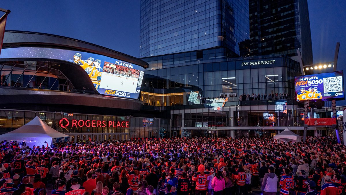RogersPlace's tweet image. 🔶 WATCH PARTY ANNOUNCEMENT 🔷

Due to incredible demand we will be opening the @FordCanada Tailgate Party for Game 1 of the #BattleOfAlberta tomorrow!

We'll have you covered with food, drinks and entertainment. Get yourself downtown and let's pack #IceDistrict!!