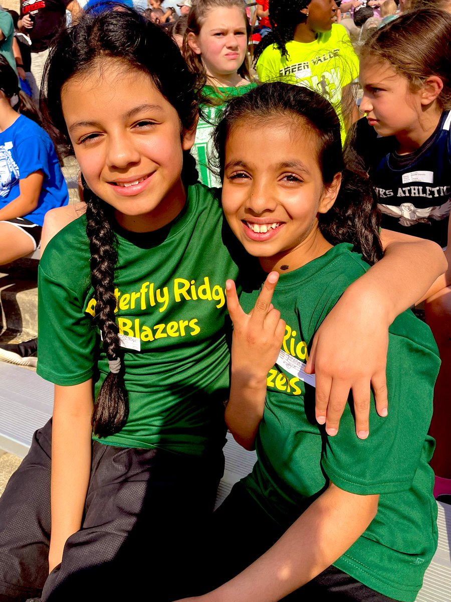 ButterflyRidge1's tweet photo. Special thanks to Mr. Basford and Mr. Jones for all the hard work that went into the track meet this evening! We had the BEST time watching Blazers do what they do… persevere, work hard and SHINE! #watchus #grow #cheerforeachother #keepgoing https://t.co/yOSWiqNUOt