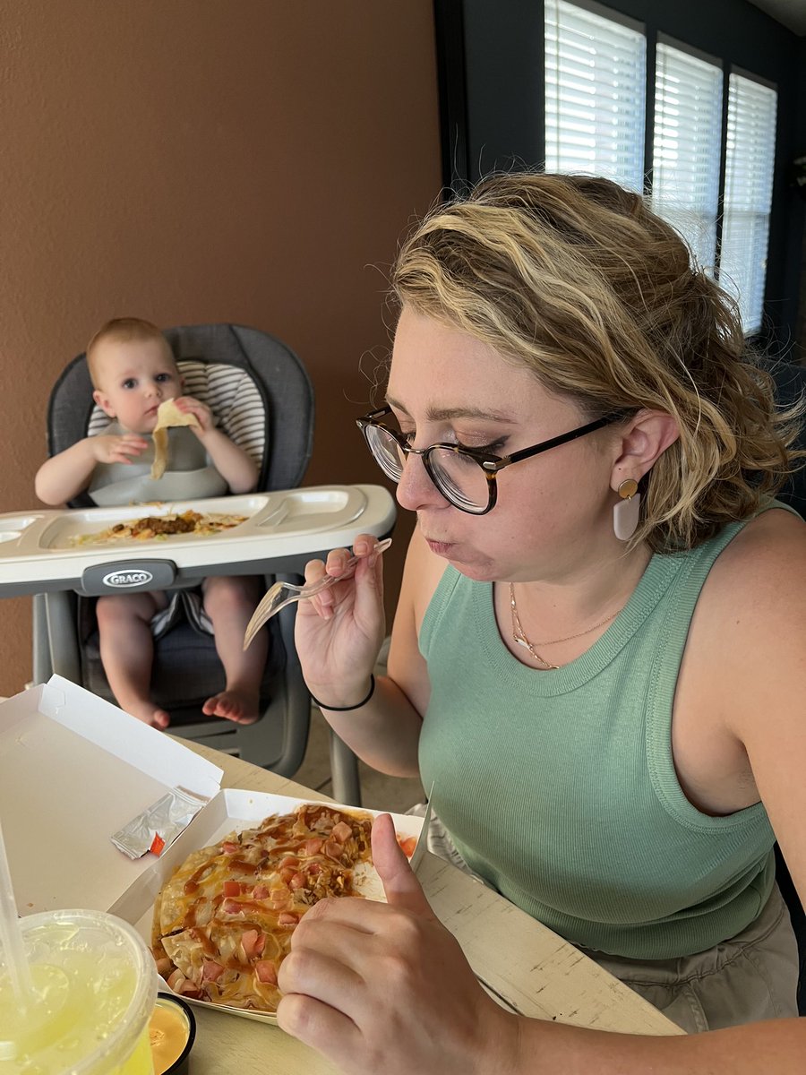 MexicanPizzaPlz's tweet photo. Dreams do come true. Thank you @tacobell 🥰 https://t.co/TMK1yJSK5e