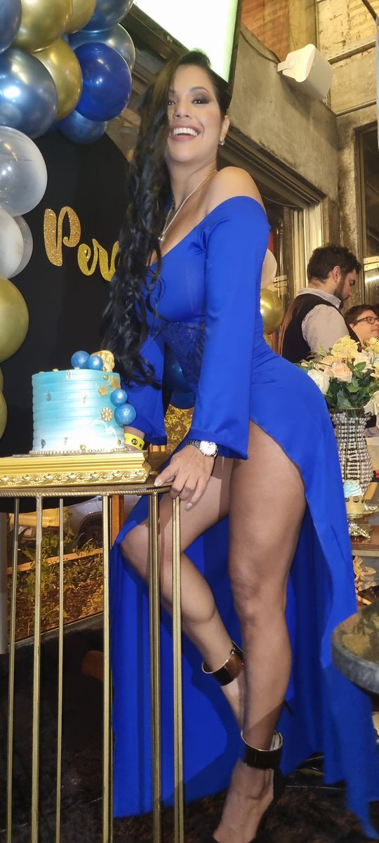 Perli_Velazquez's tweet photo. 🥳🥂🍾💙 https://t.co/DXQePrpFYT