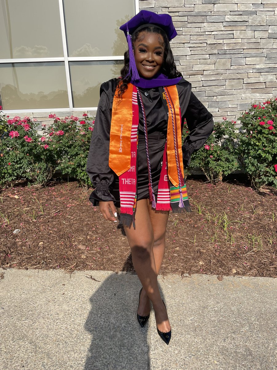 iamtonitone_'s tweet image. So… Saturday I graduated law school!! I’m still in disbelief 😩