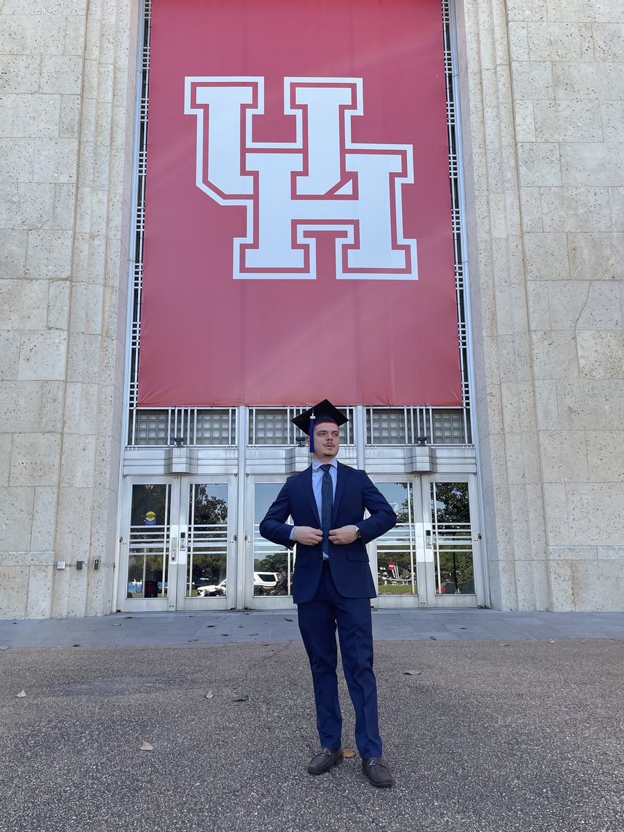 LB__713's tweet photo. -2.0 GPA in High school
-2 Years working no school
-Worked full-time and school full-time for the last 4 years
-Associates in Business with Highest Honors from HCC
-BBA in Supply Chain Management from UH
-Graduated Debt Free
-Began Full-time Job 3 weeks before graduating 
🦅🐾 https://t.co/GsoMplfJRZ