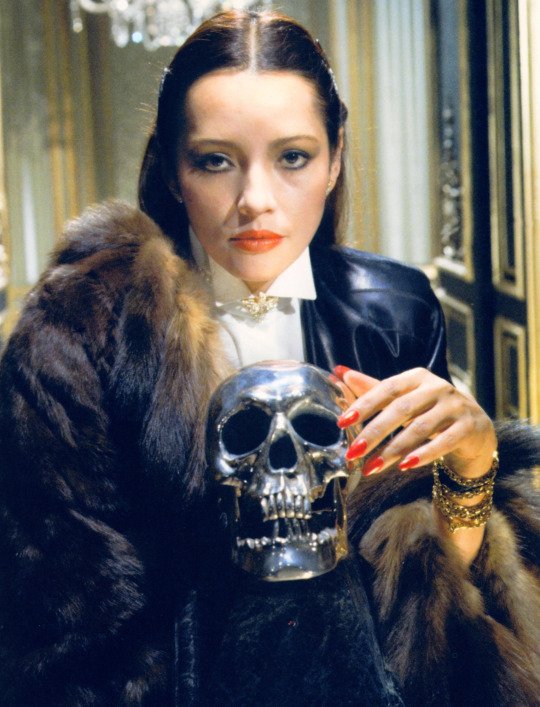 Spaniard006's tweet image. Fatima Blush is my favorite Bond Villain and IDC who knows it 🤪 #JamesBond #Villain #FilmTwitter #femmefatale