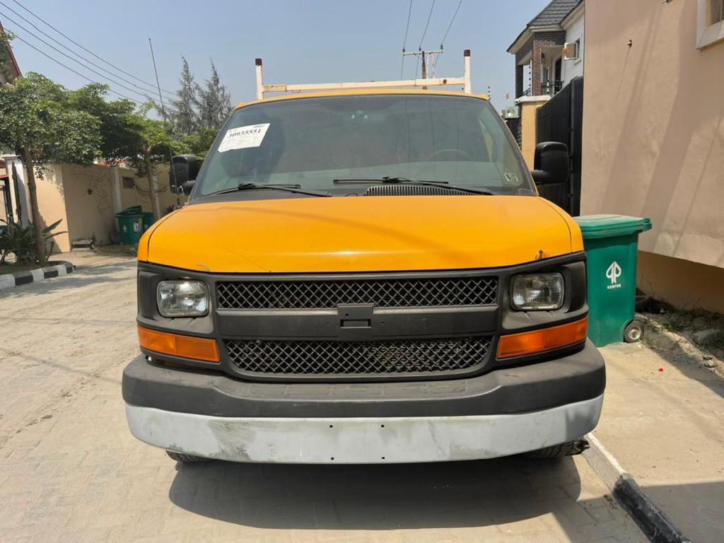 Ireolaoyinade's tweet photo. Open long Van for hire
Interested, Please call or WhatsApp 08076119515
#retweet #bus #vanforhire #busforrent #busfothire https://t.co/AREcC1bK8Q