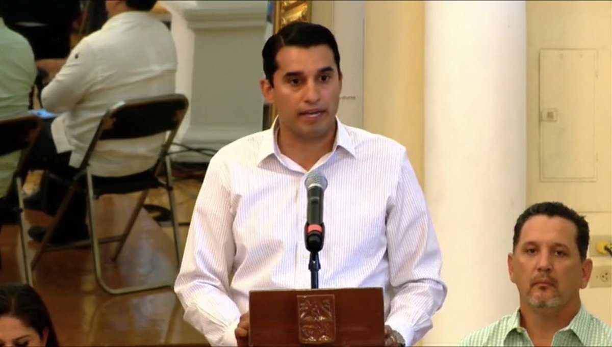 Apoyo de Becas y Crédito Educativo para hijas e hijos de Trabajadores del Sindicato Nacional de Trabajadores de la Educación en Sonora (SNTE) en las convocatorias vigentes. 2/4