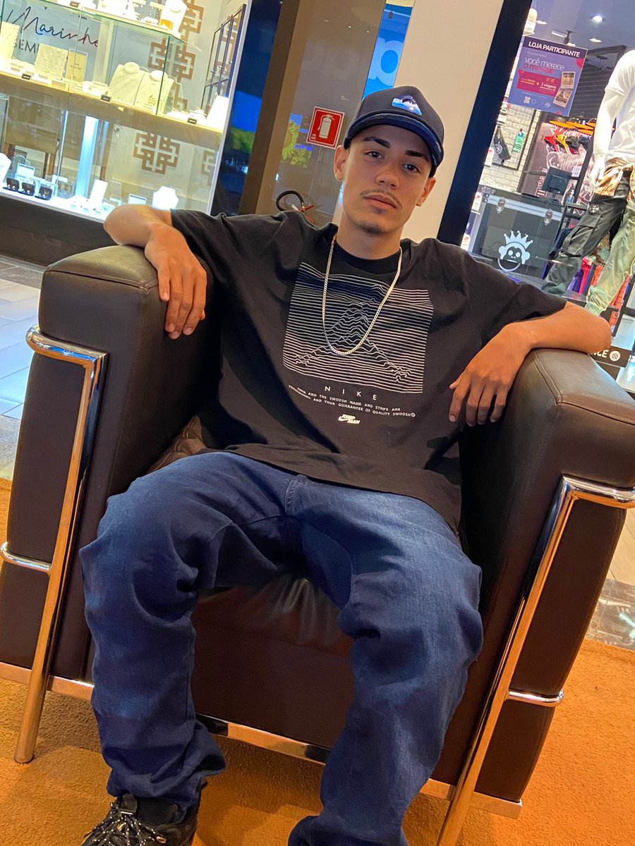 matheus_melu's tweet photo. 🤟🏼 https://t.co/WWN0c7RnO9