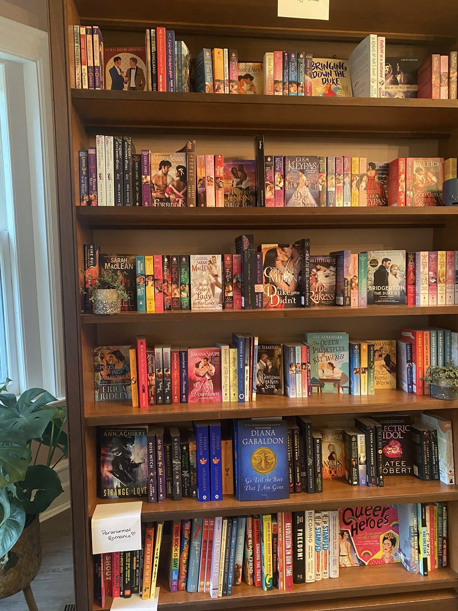_amcarter's tweet photo. @KissingStories we have an entire case dedicated to historical romance (with one shelf of paranormal romance &amp; another full case of contemporary romance!) at @PocketBooksShop &amp; we ship nationwide… if you’re looking for another indie to love! https://t.co/VMjblkIgB9