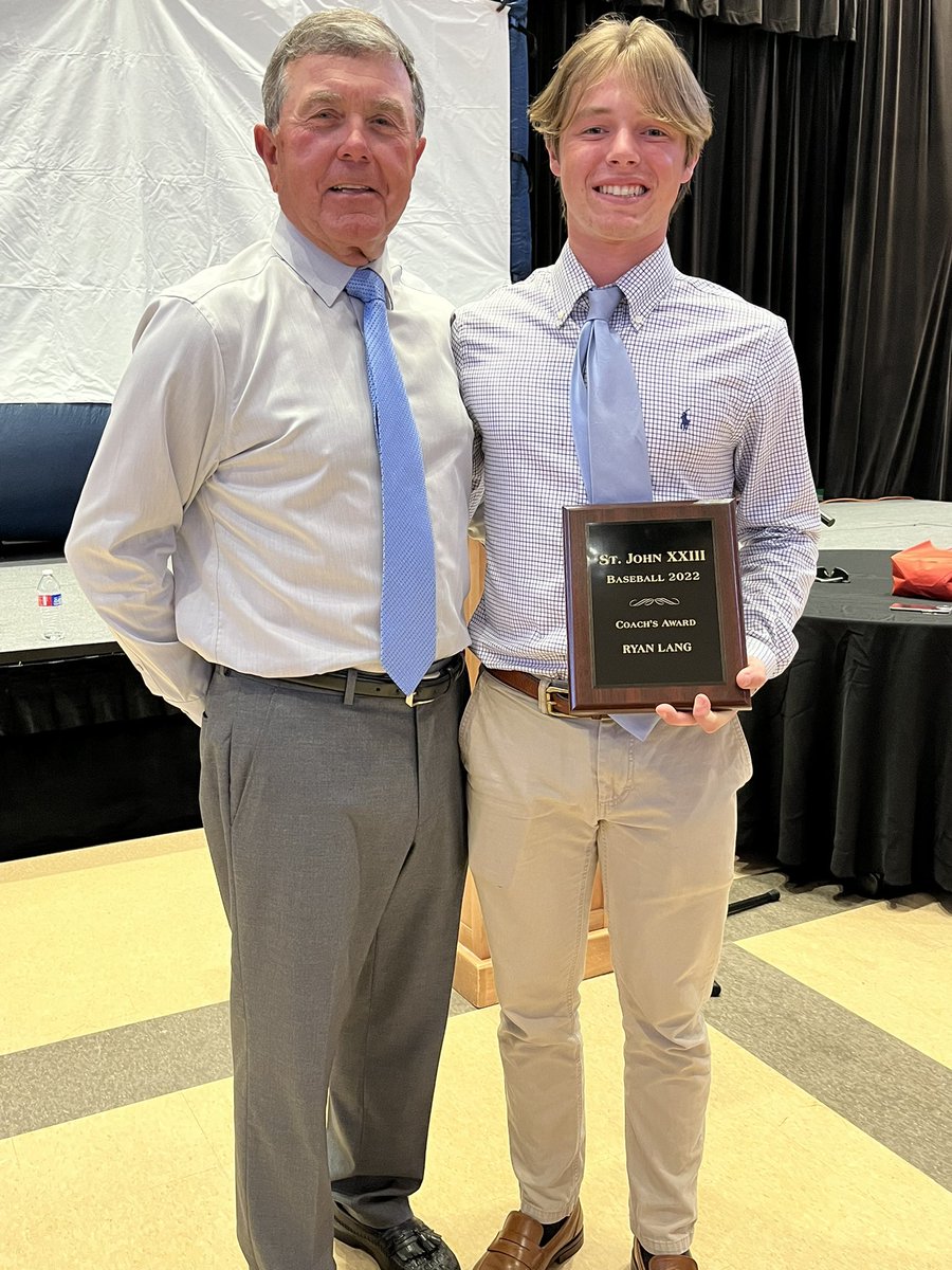 Ryan_lang04's tweet photo. Thankful for an amazing 2022 season with my @BaseballSj23 teammates and coaches. Honored to be recognized with Academic All-State, Coach’s award, and All District-2nd team. Looking forward to next season. @PSTxHSBaseball @baseballphenoms https://t.co/2dkaxc5Dmj