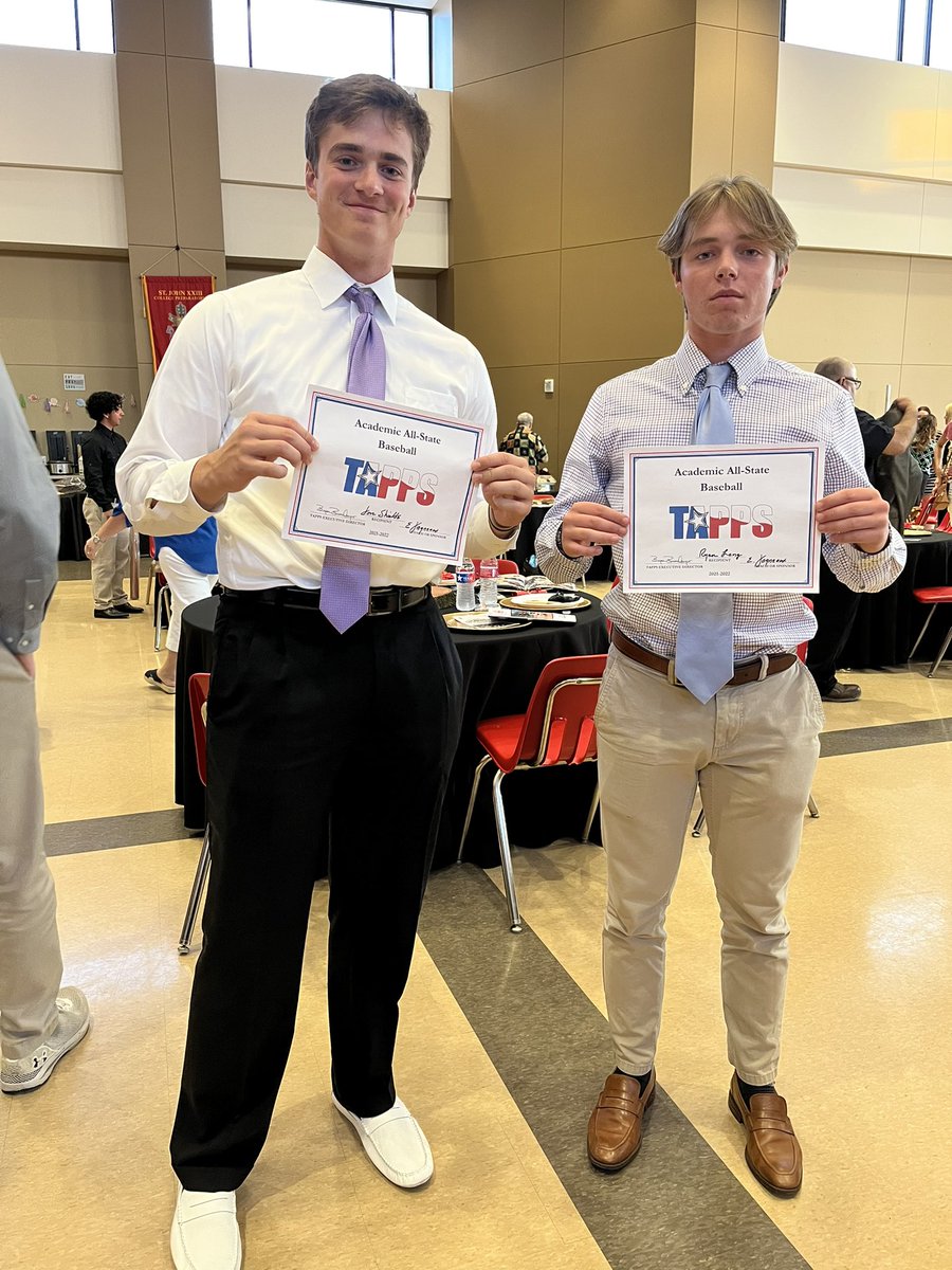 Ryan_lang04's tweet photo. Thankful for an amazing 2022 season with my @BaseballSj23 teammates and coaches. Honored to be recognized with Academic All-State, Coach’s award, and All District-2nd team. Looking forward to next season. @PSTxHSBaseball @baseballphenoms https://t.co/2dkaxc5Dmj