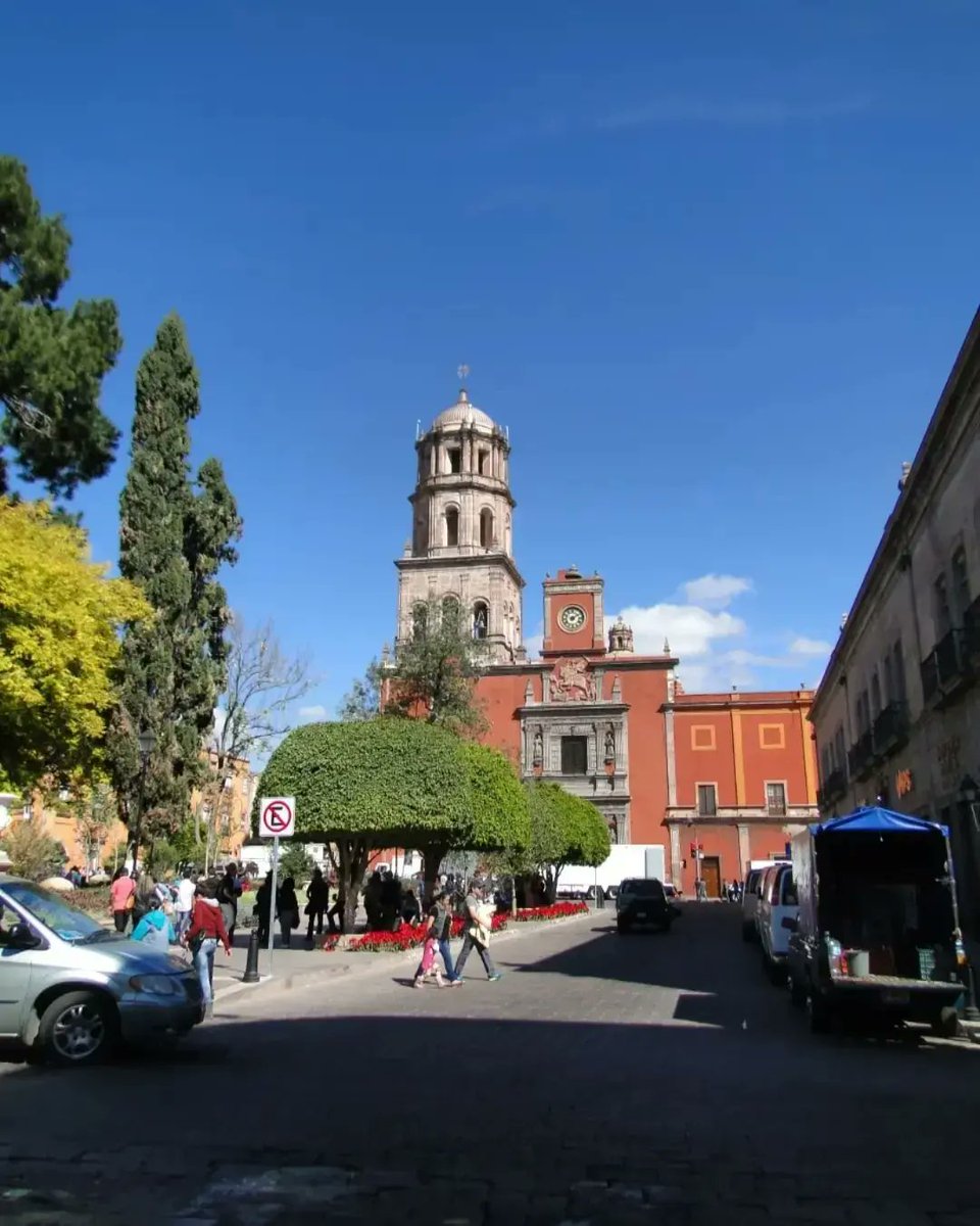 Juna_amiko's tweet photo. En la urbo Queretaro

#meksiko 

#esperanton
#Esperanto 
#esperantolingvo 
#esperantobildoj 
#esperantofilmoj
https://t.co/UpdECr7xvm https://t.co/1tGKXWzs2b