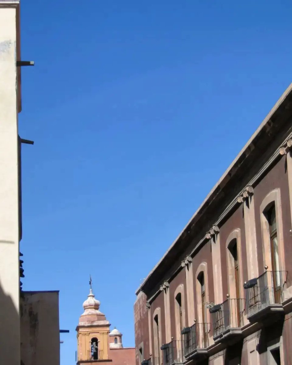 Juna_amiko's tweet photo. En la urbo Queretaro

#meksiko 

#esperanton
#Esperanto 
#esperantolingvo 
#esperantobildoj 
#esperantofilmoj
https://t.co/UpdECr7xvm https://t.co/1tGKXWzs2b