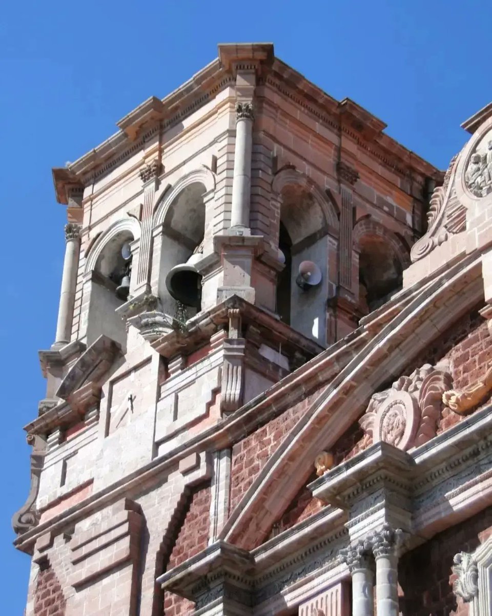 Juna_amiko's tweet photo. En la urbo Queretaro

#meksiko 

#esperanton
#Esperanto 
#esperantolingvo 
#esperantobildoj 
#esperantofilmoj
https://t.co/UpdECr7xvm https://t.co/o41HxldZne