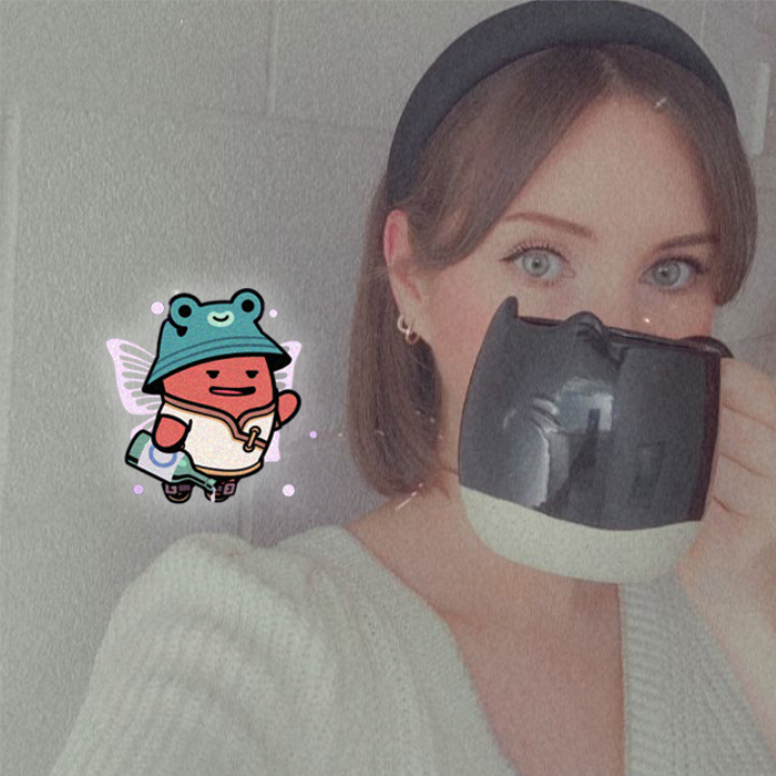 its_kiki_hehe's tweet photo. Heck! 🥺 Tnx for the love on my Bean Pocketz 💕

I thought I'd introduce myself.. I'm Keeks 👋

I'm a designer who loves my cats (Pud + Bun), plants, fashion, fantasy fiction, spas with my frens + a good mirror selfie 🙈

Can't wait to share more designs with you all 🥰

!IKZ ⛩ https://t.co/ytQ8Tfadbw