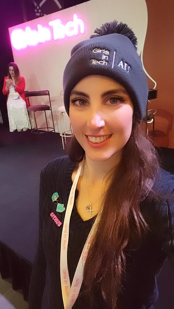 MishManners's tweet photo. Kicking off @GiTAustralia. Back to IRL, but also hybrid ❤

This year's theme: reimagining technology. Lots of cool speakers, SWAG, and networking.

#GITAUCON #GirlsinTech https://t.co/kej9MUResv