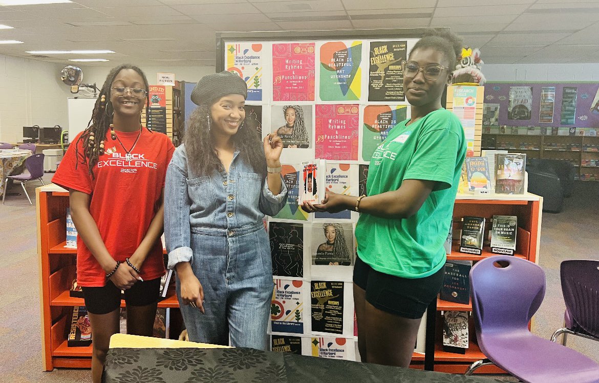 HCI_Library's tweet photo. 2/2 Black Excellence @HarbordCI delegates were thrilled to screen @revengebbf and participate in an amazing Q&amp;A with the incomparable @amanda_parris in our library!  SS we’re beyond proud to bring home their artwork entitled “Melanin” @Tray_Arts @tdsb_cebsa @TDSBLibrary https://t.co/Hku5SFeUwI