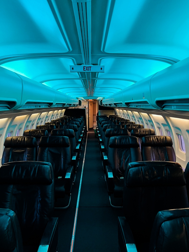 trilogyaviation's tweet photo. 737 Mood Lighting💡⁠

#trilogyaviationgroup #takeflight #travel #privatejet #avgeek #aviation #pilot #charter #jetcharter #wings #wheelsup #asap #flywithus #letsgoplaces https://t.co/v3CZdTSgml
