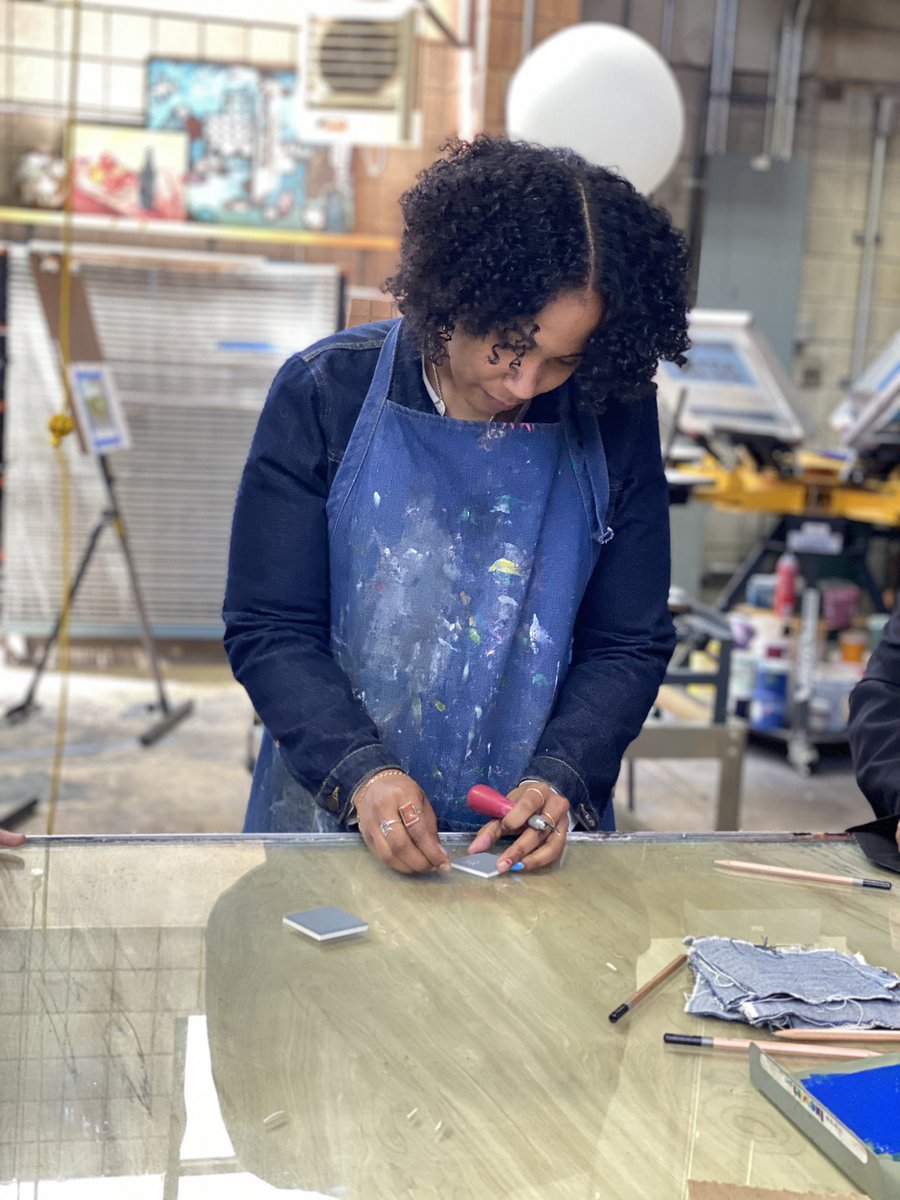 yulingcheng's tweet photo. Thank you @TheNextPGH for joining us for #RemakeDaysSWPA @MCGYouthAndArts! Stay tuned for a wrap up report from our #RemakeDaysYouthAmbassador. @slbradio @remakelearning @RemakeDays https://t.co/RauchMgXtW