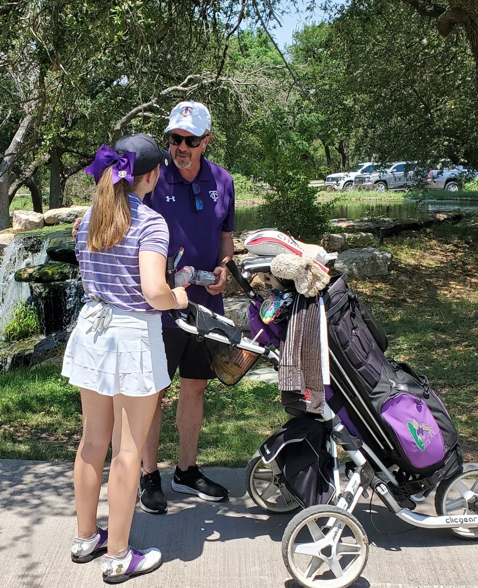 AliciaG81238629's tweet photo. So proud of my girl! First EVER Timber Creek golfer to make it to State. Loved her calm, determined, demeanor. #FalconFlex #proudmama #BeBackNextYear https://t.co/XYxyr9jKku