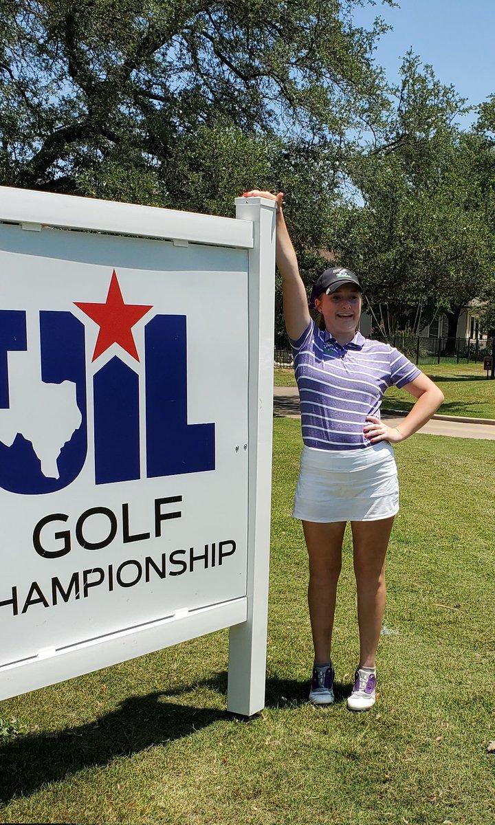 AliciaG81238629's tweet photo. So proud of my girl! First EVER Timber Creek golfer to make it to State. Loved her calm, determined, demeanor. #FalconFlex #proudmama #BeBackNextYear https://t.co/XYxyr9jKku