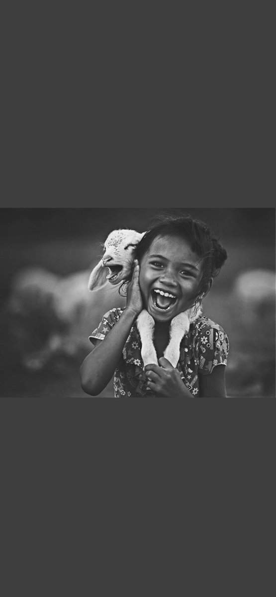lo_gt1's tweet photo. كن جميلًا في كل شيء صداقتك ، حبك ، أخلاقك ، تعاملك حتى في البعد كن جميلًا 💙 https://t.co/0mJkpHccXI