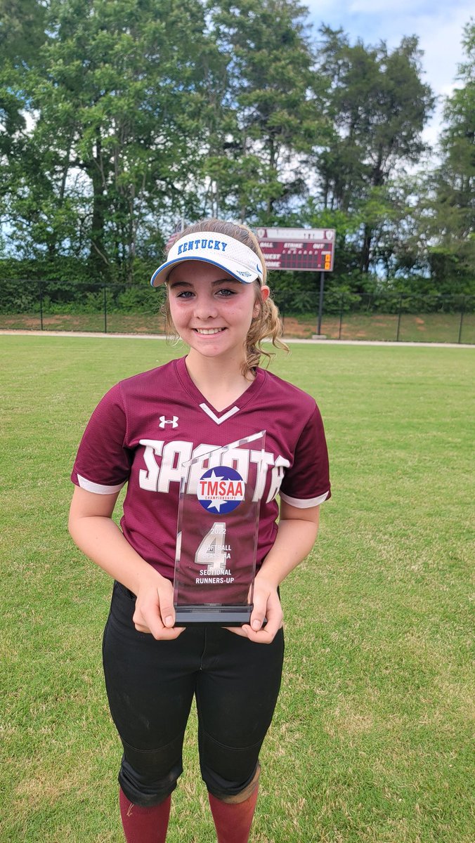 NorvellKylie's tweet photo. Saturday ended my middle school softball. We ended up Sectional Runners-up. Left our field and headed to the GA PGF State tournament. #youoweyou #wcmssoftball #eliteeight @ExtraInningSB @IHartFastpitch @MojoLewis https://t.co/pbUQqPCSYh