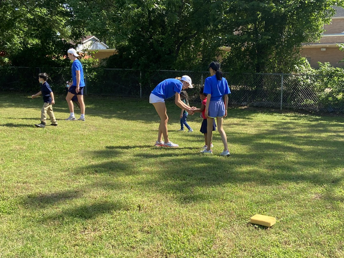 JosephJRhoads2's tweet photo. Thanks @unitedtolearn teen board for organizing and facilitating an after school field day at @JosephJRhoads2 last Friday. Our youngest scholars learned to play soccer and enjoyed some freeze dance with popsicles! #thereisnopreklikerhoadsprek https://t.co/54nURXaodS