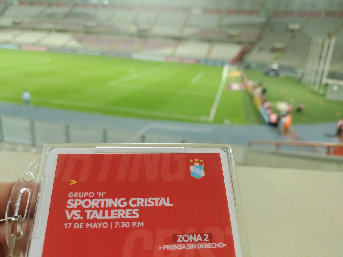 ferluiscuadros's tweet photo. En breve, Sporting Cristal 🇵🇪vs. #TalleresdeCórdoba 🇦🇷 desde el #EstadioNacional de Lima | Grupo H Fecha 5 🎙️Prensa @Libertadores https://t.co/s1l5LYNNOC