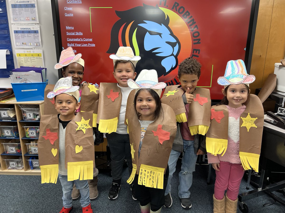 GarzaClass's tweet image. Throwback to when we were showing off our new Texan wardrobe during rodeo time! @MRobinsonElem 🤠