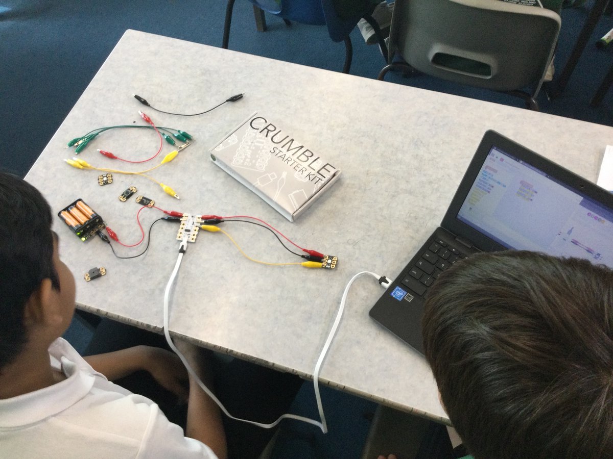 MrFlinty's tweet image. I taught my first lessons with #crumblecontroller this week! (Thanks @RedfernElec) Really pleased; they lend themselves perfectly to my ‘be curious’ mantra. Y5s are already using their well honed persuasive language to start a lunchtime ’Crumble Club’! #edtech  #primarycomputing