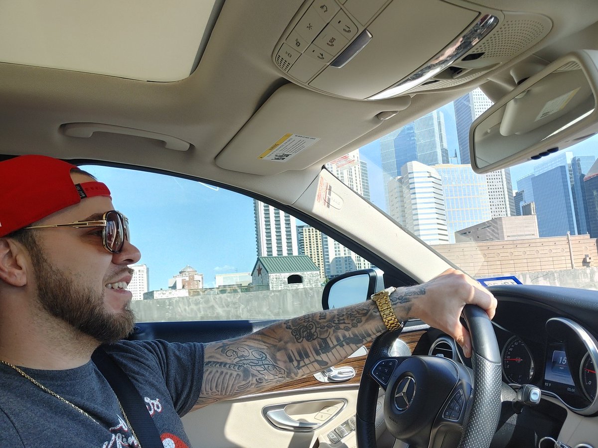 itscoolibooli's tweet image. BIG Show just a few days away!!! I couldn't be more excited!! 🥳